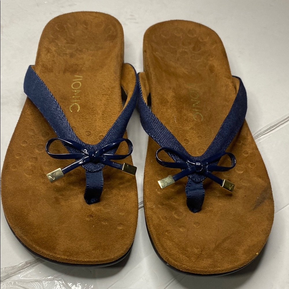 Vionic Bella Brown and Navy Sandals size 11